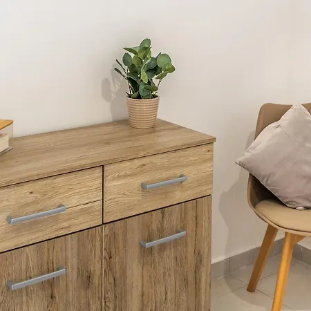 Sea-side Escape In - Sleeps 6 Appartement *