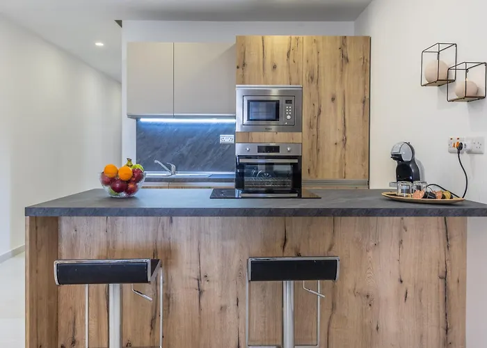 Sea-side Escape In - Sleeps 6