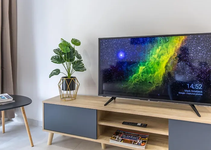 דירה Sea-side Escape In - Sleeps 6 סליאמה